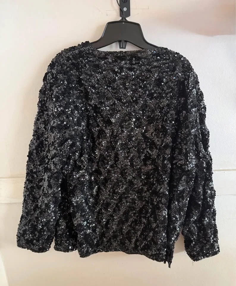 Black Jacket image indicator(2)