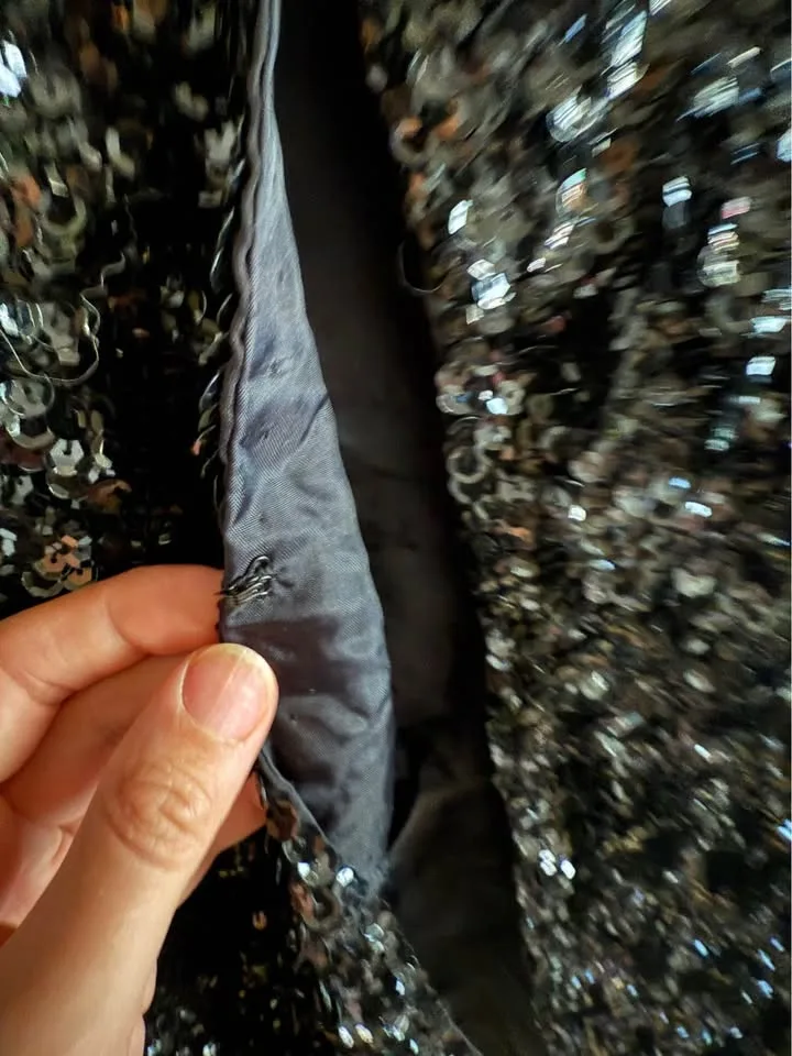 Black Jacket image indicator(3)