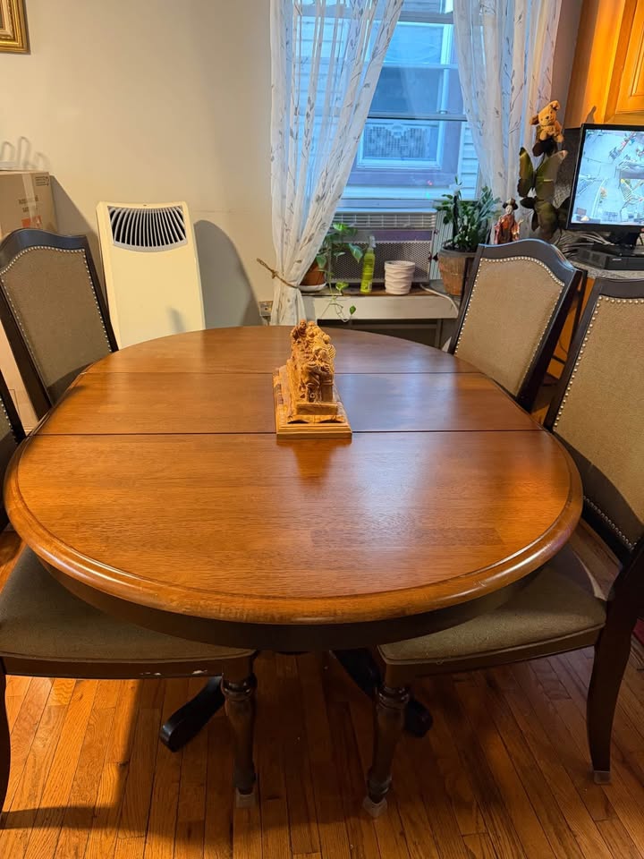 Dining table - photo 4