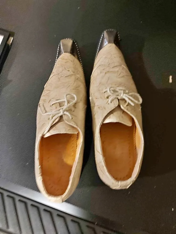 Men meatel nose shoes