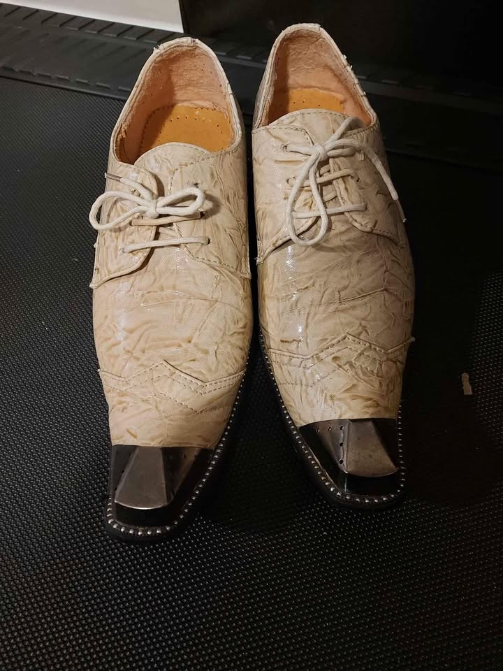 Men meatel nose shoes - photo 3