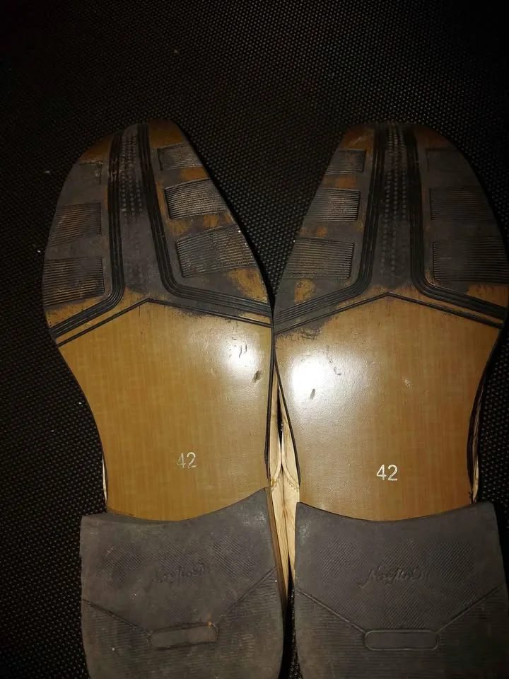 Men meatel nose shoes image indicator(8)