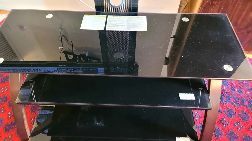 Tv stand with mount image indicator(5)