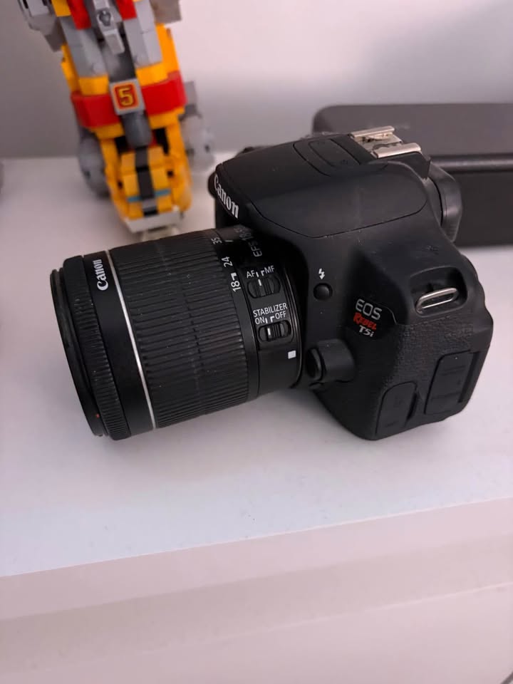 Rebel EOS t5i - photo 2