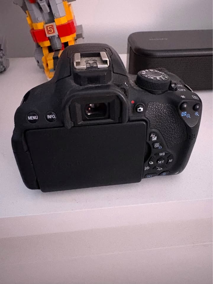 Rebel EOS t5i - photo 3