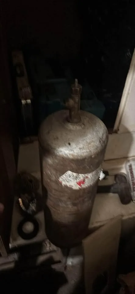 Acetylene tank image indicator(2)