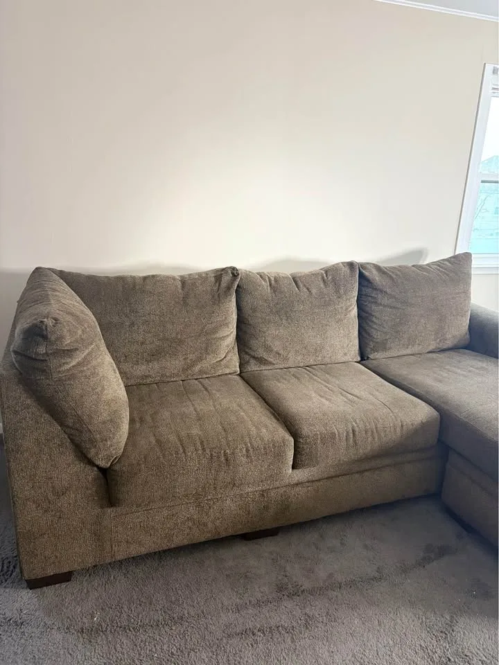 Light Brown 2-Piece Sectional Couch image indicator(4)