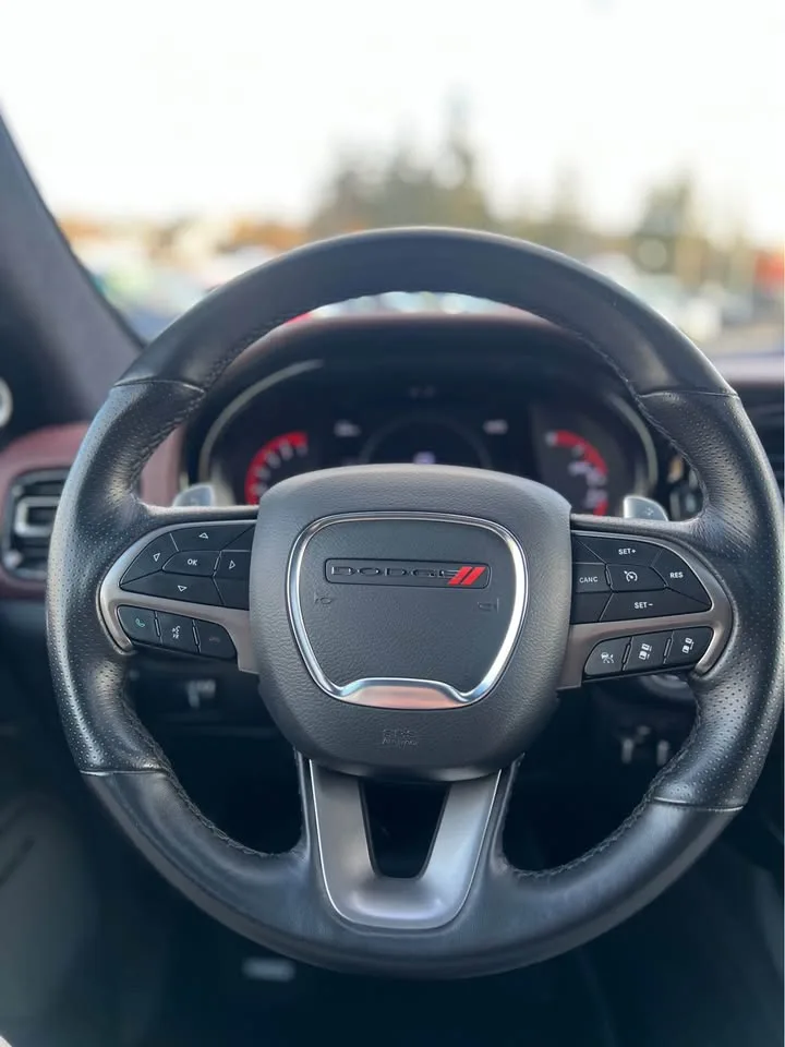 2022 Dodge Durango Citadel AWD image indicator(9)