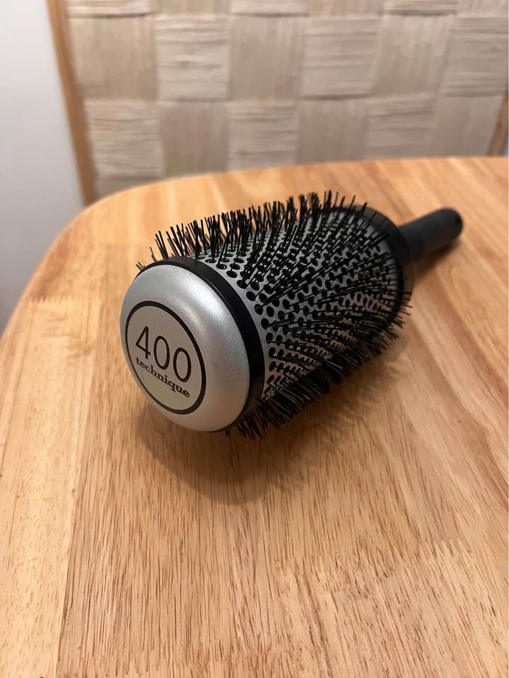 Thermal hair brush round barrel technique 400 - photo 2