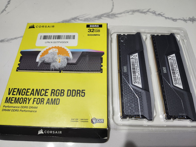 CORSAIR VENGEANCE RGB DDR5 32GB (2x16GB) DDR5 6000MHz CL36 sale