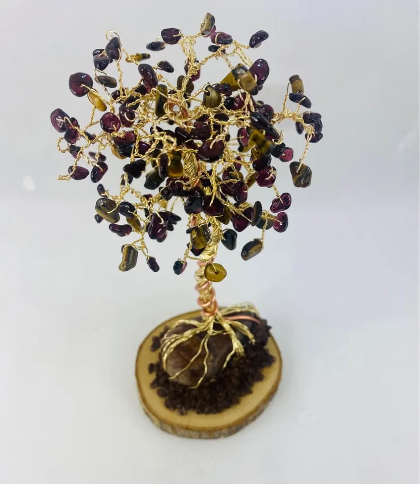 Handcrafted Garnet Gemstone Tree 🌳 January Birthstone image indicator(2)