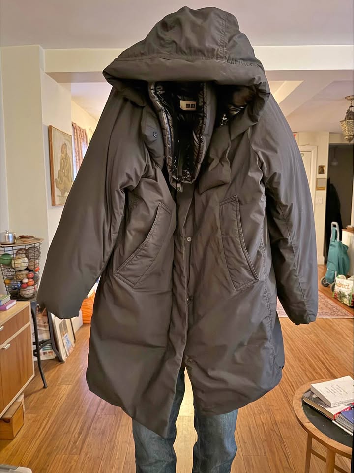 Uniqlo Black Oversize Puffer Coat knee length Parka