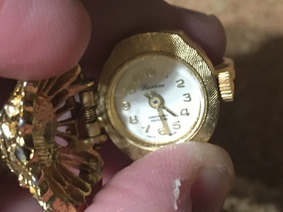 LUCERNE GOLD TONE WATCH RING RHINESTONES ADJUSTABLE RING SWISS M - photo 2