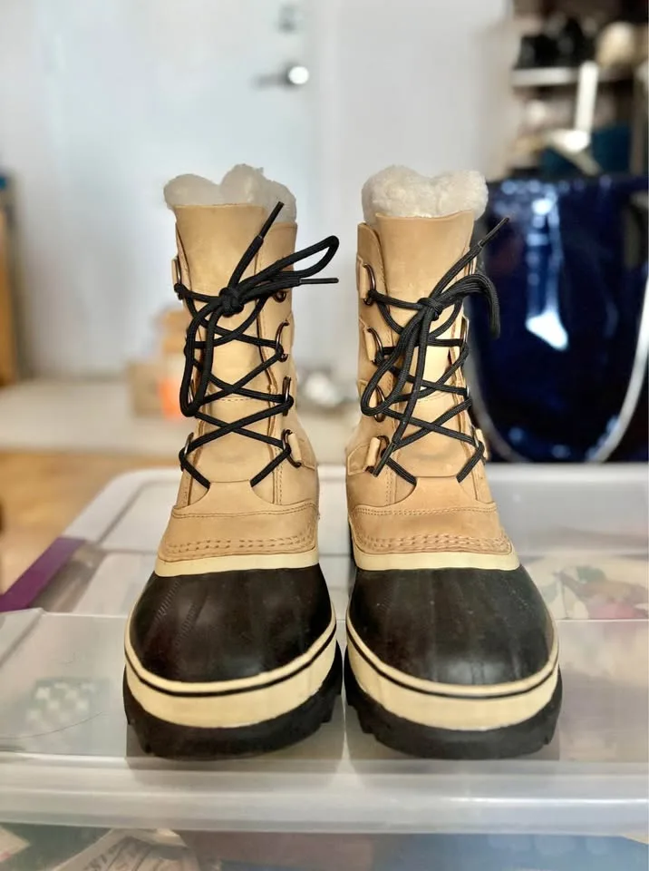 Sorel Women’s Winter & Snow Caribou Boots - Size 9 - Colour Buff image indicator(2)