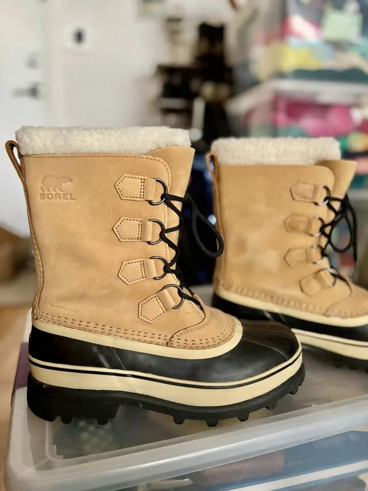 Sorel Women’s Winter & Snow Caribou Boots - Size 9 - Colour Buff image indicator(9)