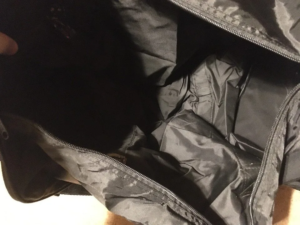 VINTAGE CANON CAMERA NFL ADVERTISING COLLAPSIBLE DUFFEL BAG 18 X image indicator(6)