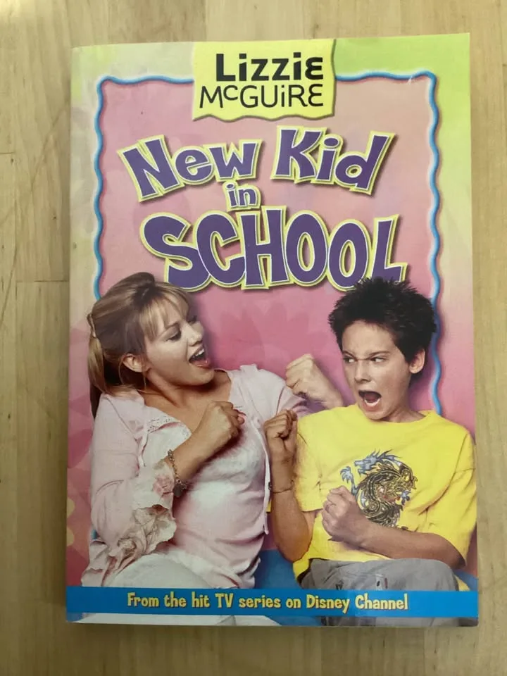 Lizzie McGuire books image indicator(5)