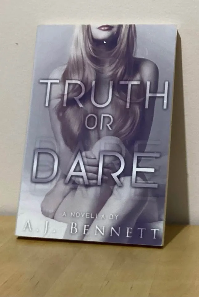 Adult Chapter Books image indicator(6)