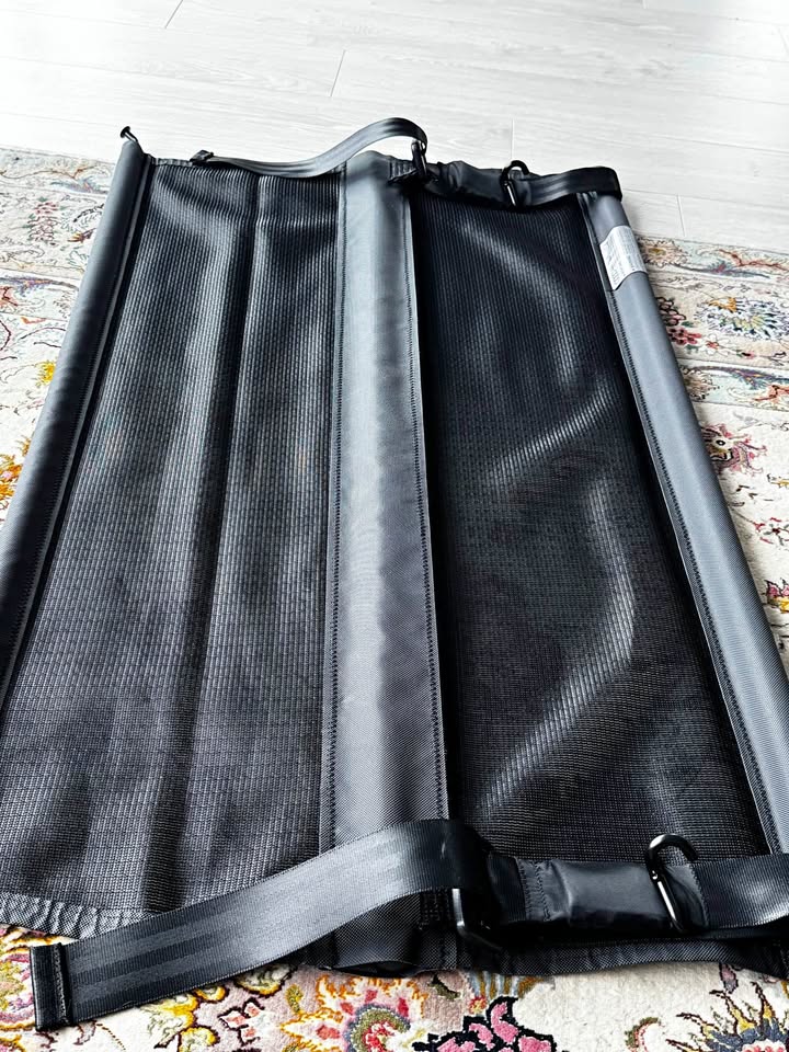 Brand New Audi Q5/SQ5 cargo/pet partition net