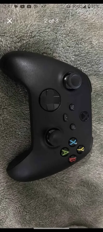 X Box one runs and everything or parts image indicator(2)