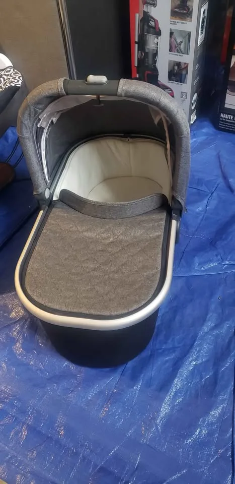 UPPAbaby Bassinet – Jordan (Charcoal Melange) image indicator(2)