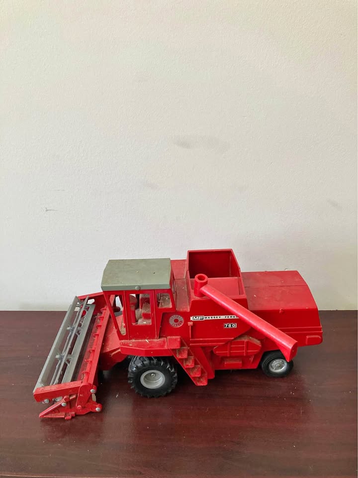 Vintage Massey Ferguson MF-760 Combine Harvester Toy