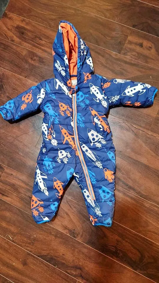 Hatley 6-12 months infant snowsuit