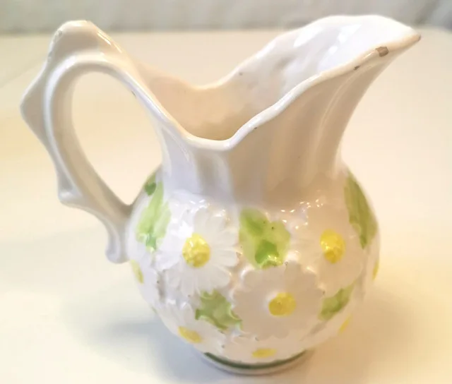 Enesco Daisy Tea Pot Creamer Saucer And Milk Lid Ceramic image indicator(2)