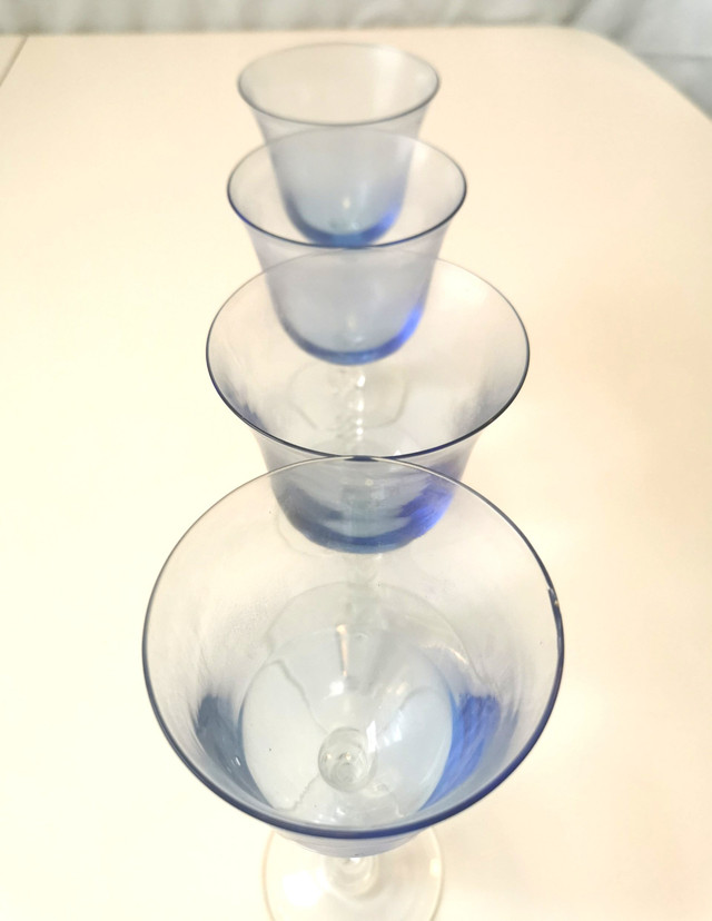 Blue Colored Set of 4 Tulip Cordial Glasses with Twist Stems, 6-