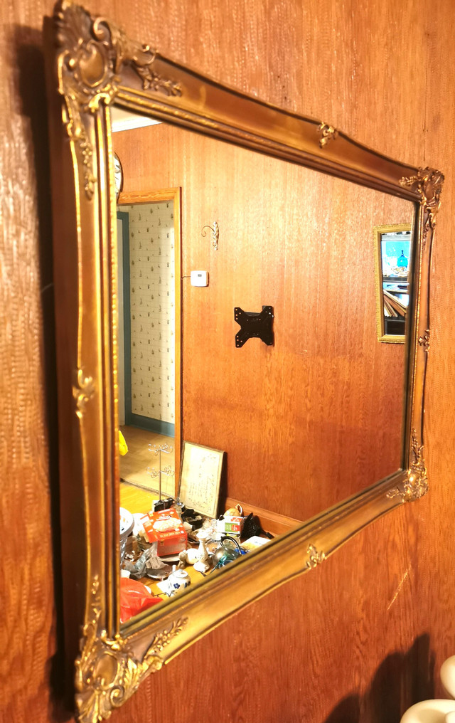 Mirror Wood Guilded with Bronze and Gold Tones Vintage 1977 Made - photo 3