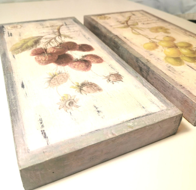 Painted Lightwood Stawberries Grapes Older Vintage Kitchen Displ - photo 4