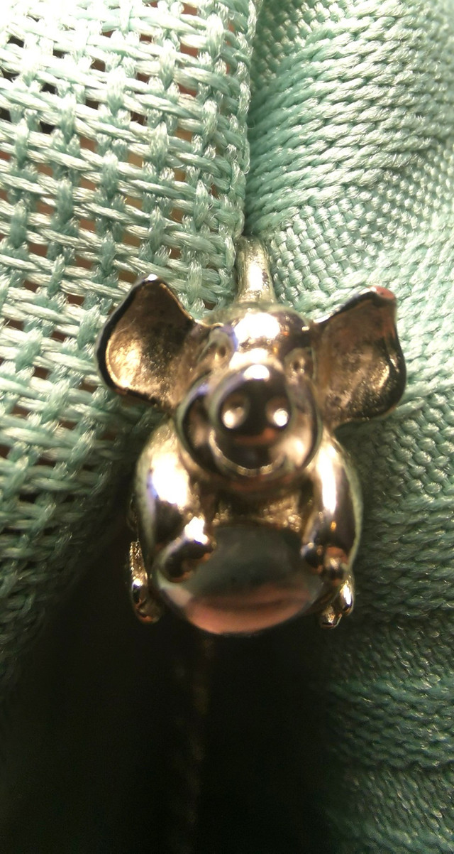 Sterling Silver Box Chain 20 inch and Moonstone Elephant Pendant