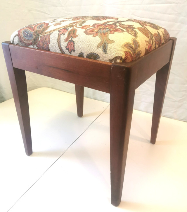 1950s Sewing Machine Stool with Storage Compartment - photo 2