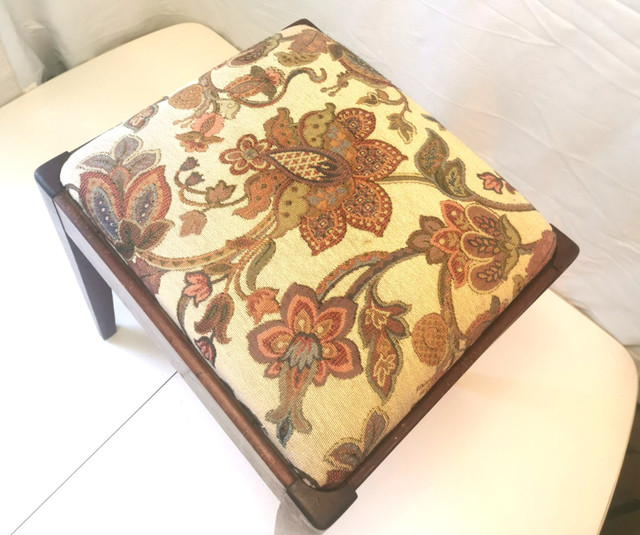 1950s Sewing Machine Stool with Storage Compartment - photo 3
