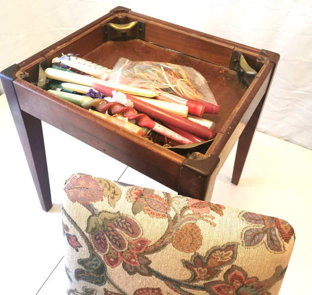 1950s Sewing Machine Stool with Storage Compartment - photo 4