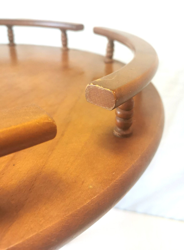 Vintage Wooden 3-Leg Pedestal Side Table - photo 3
