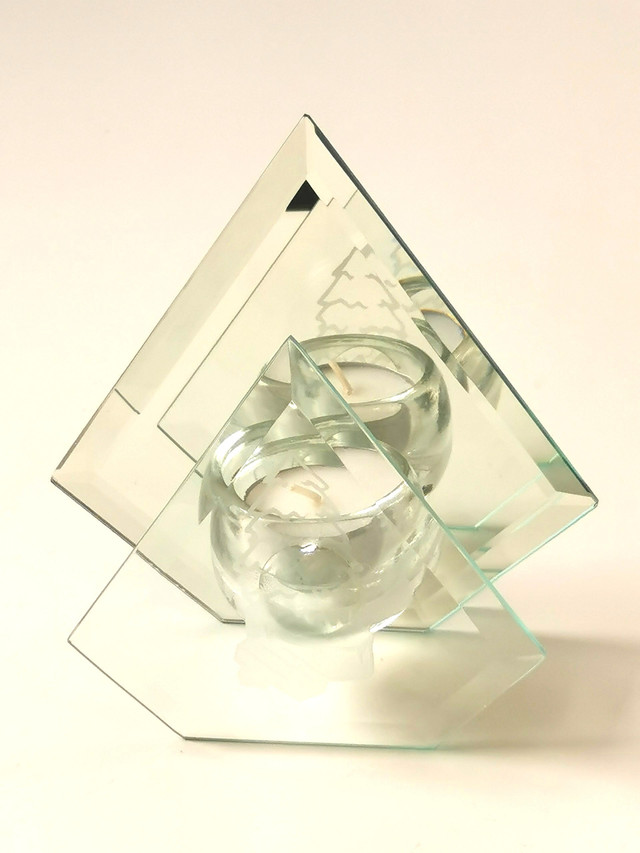 Tea Light Unique Bevelled with Engraved Design - photo 5