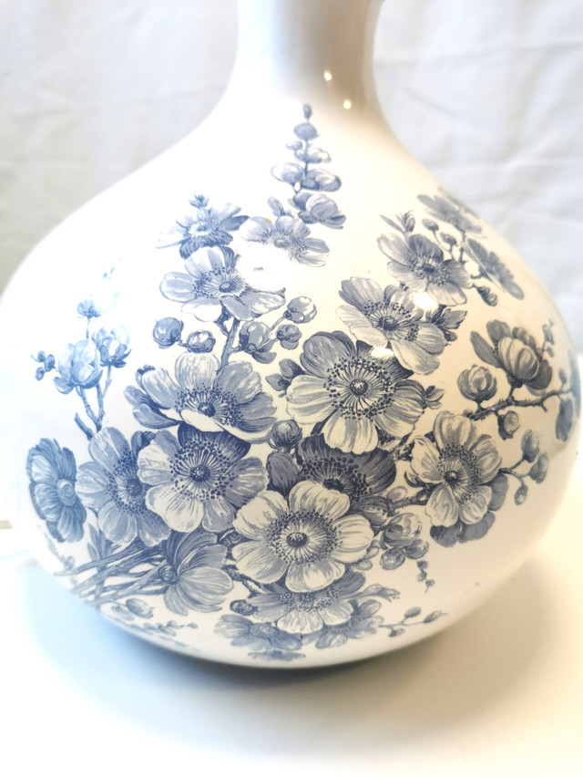 Vintage Botanical Design Lamp Ceramic with Shade - photo 4