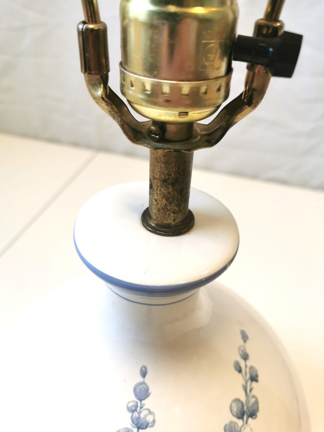 Vintage Botanical Design Lamp Ceramic with Shade - photo 5