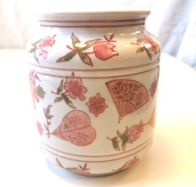 Apore Comell Strawberry Jar Vintage China Ceramic