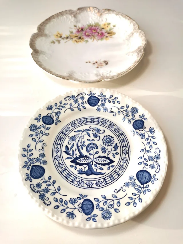 Vintage Plates 2: Enoch Wedgewood Tunstall blue onion 6 1/8 thumbnail