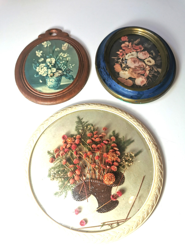 Wall hangings Three Vintage to older Vintage Botanical