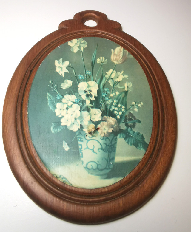 Wall hangings Three Vintage to older Vintage Botanical - photo 5