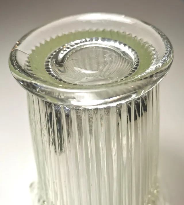 GLASS VASE classic design vertical ribbing adds texture vintage image indicator(8)