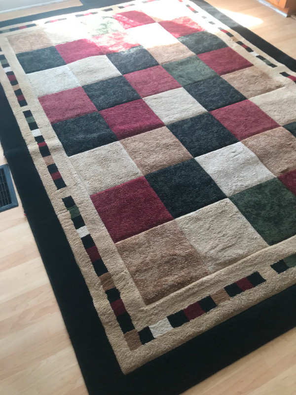 Milano Area Rug 6 feet 6 inches by 9 feet 6 inches lightly used - photo 2
