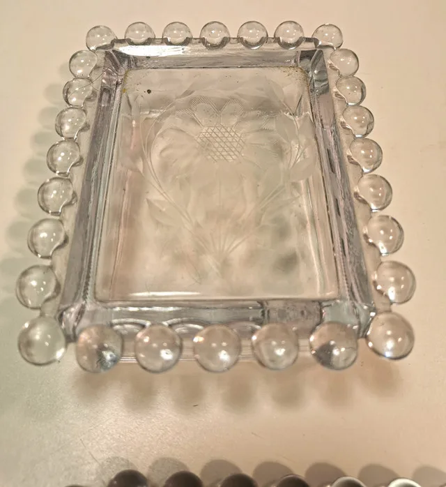 Decorative Glass U.S. 1890-1915 pressed glass beaded hobnail image indicator(9)