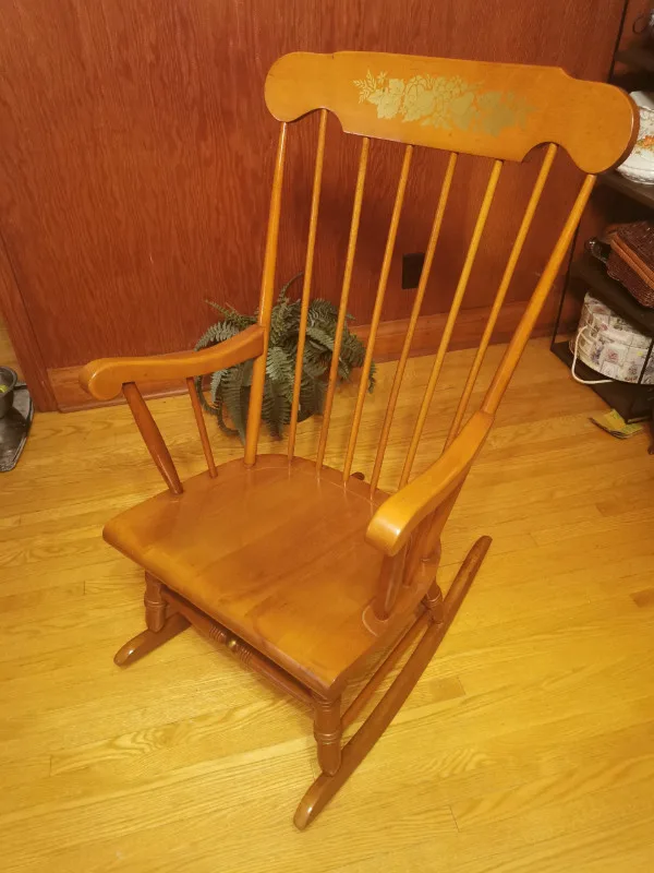 Rocking Chair Hardwood Spindle Vintage Very Solid image indicator(3)