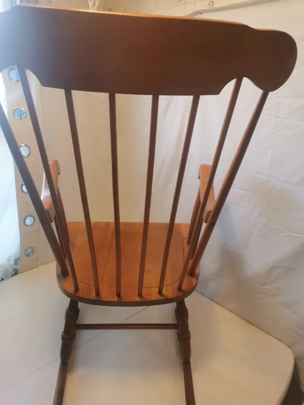 Rocking Chair Hardwood Spindle Vintage Very Solid image indicator(6)