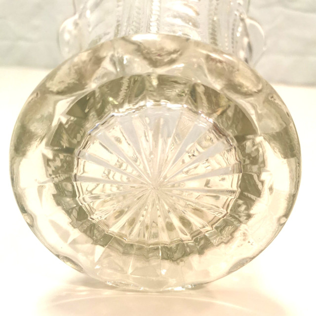 Vintage 1940s Glass Zipper & Button Pattern Vase Clear Pressed G - photo 4