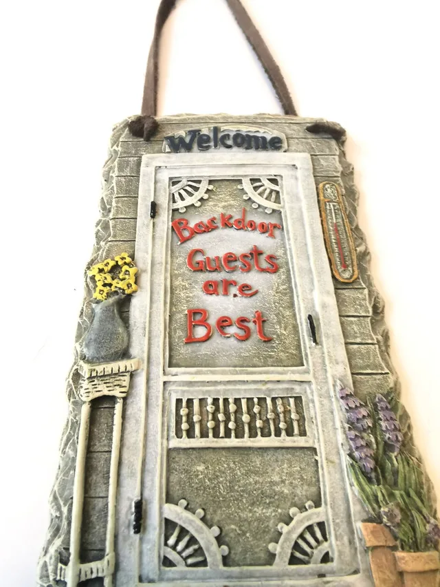 Pair of Ceramic Collectibles for the House Vintage image indicator(7)